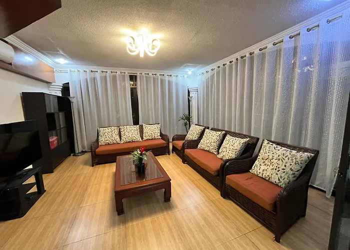Elegant 5br Near Bgc Holiday home Manila